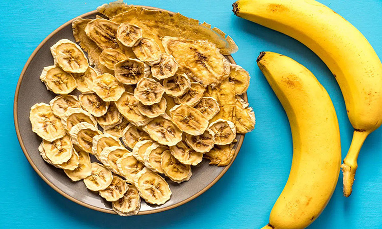 چطور با دستگاه میوه خشک کن موز خشک کنیم؟