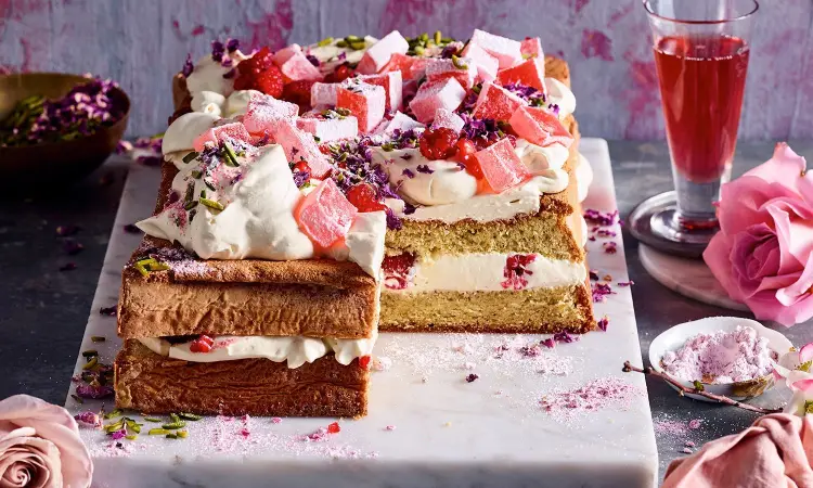 کیک رژیمی با بستنی خشک