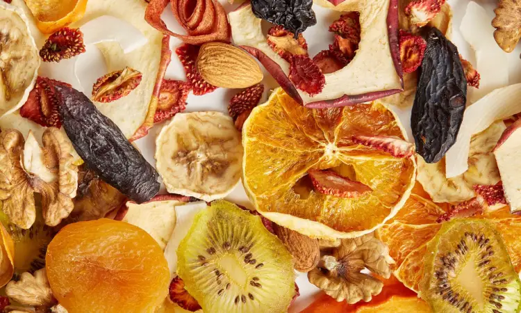 خواص میوه خشک برای رفلاکس