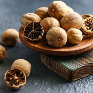 نمای نزدیک از بافت لیمو عمانی خشک