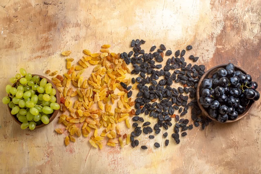 کشمش سبز و سیاه