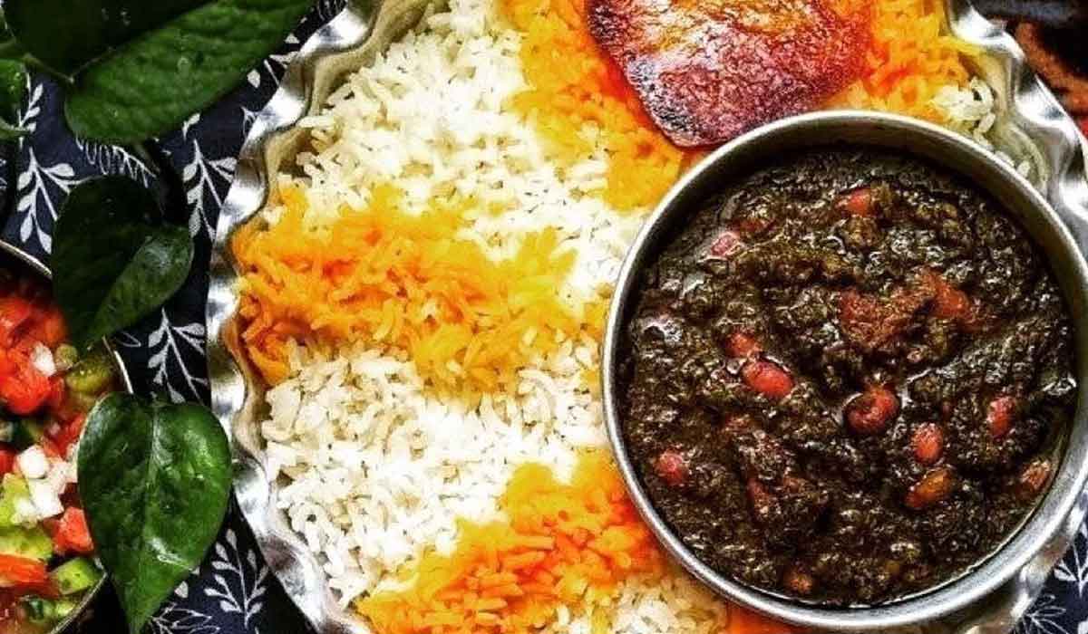 پخت خورش با سبزی خشک