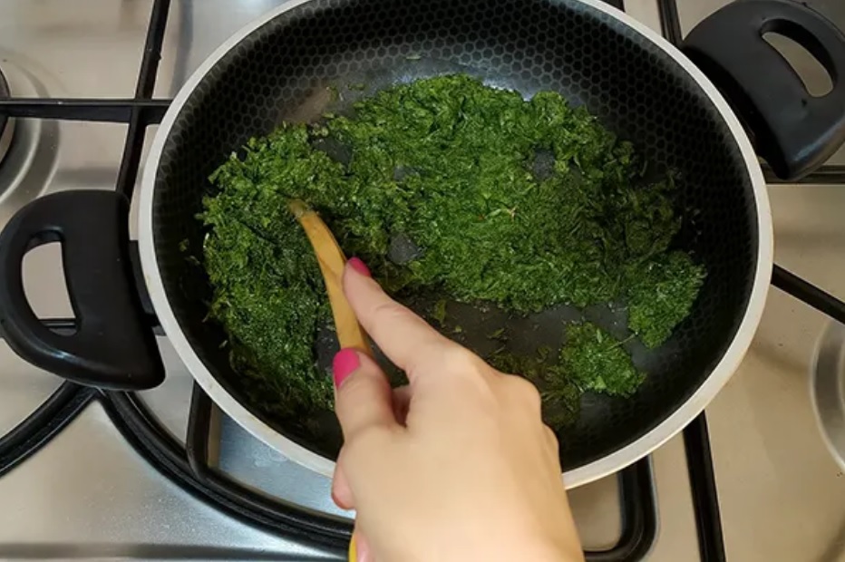 خورش جاافتاده با سبزی خشک

